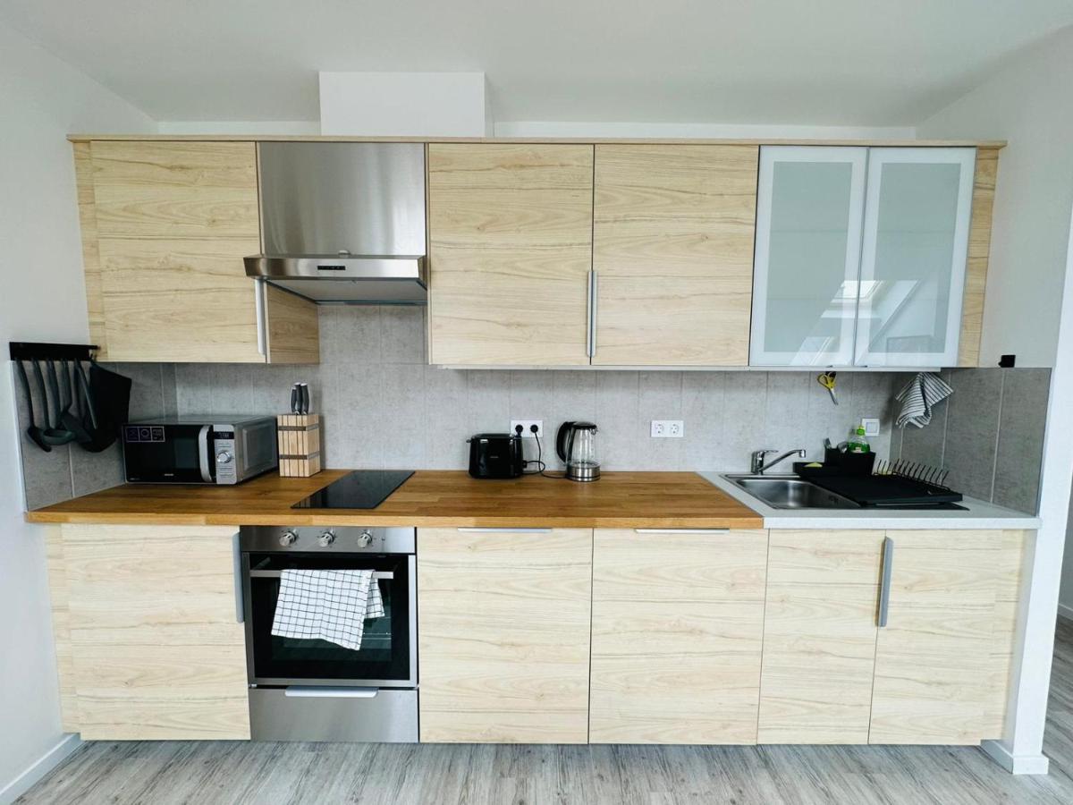Palace Quarter 1 Peaceful Modern Central Top Floor Apartment Budapest Exterior foto